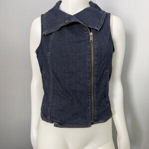 Denver Hayes  jean vest